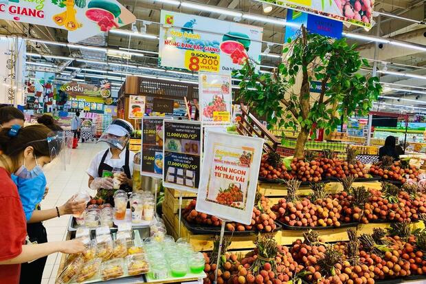 Tin vui cho nông dân xứ vải: Đại gia Thái sở hữu siêu thị GO!, Big C, Tops Market,... về Bắc Giang ký kết tiêu thụ vải thiều Lục Ngạn, dự kiến "ôm lô" 300 tấn
