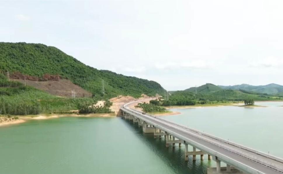 Khánh thành hai cao tốc Quốc lộ 45 - Nghi Sơn và Nghi Sơn - Diễn Châu - Ảnh 4.